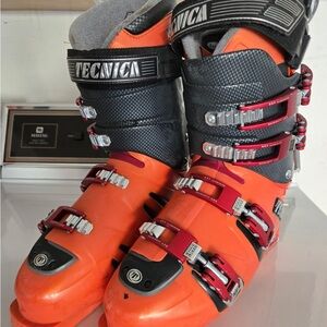 Tecnica Men's Vibrant Orange Ski Boots with Red Accents
